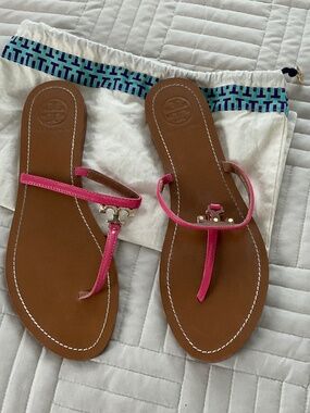 $Tory Burch Pink Sandals Pink Leather with gold.